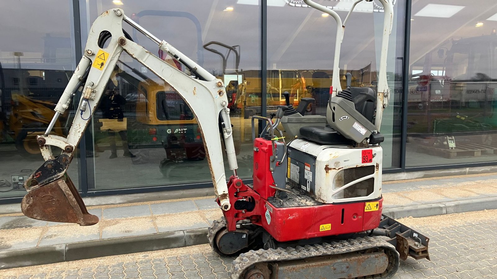 Bagger des Typs Takeuchi TB210R Takeuchi TB210R, Gebrauchtmaschine in Horsens (Bild 2)