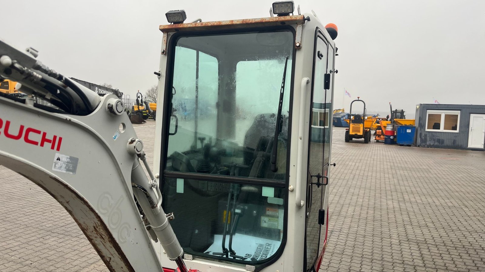 Bagger of the type Takeuchi TB216 Tiltman med hydraulisk skovlskifte, Gebrauchtmaschine in Rønnede (Picture 18)