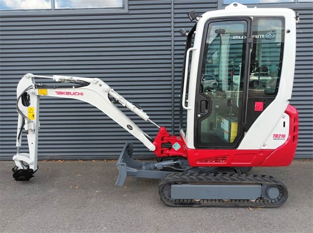 Bagger of the type Takeuchi tb216, Gebrauchtmaschine in Fårevejle (Picture 5)
