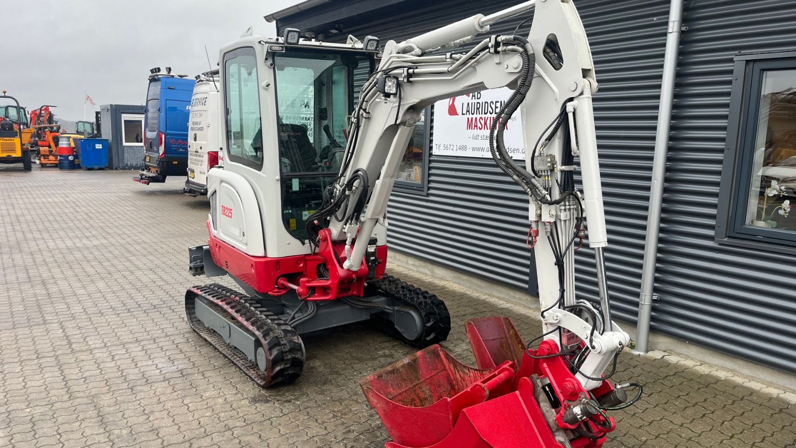 Bagger tipa Takeuchi TB225 Hydraulisk Tiltfæste, centralsmørring +3 skovle, Gebrauchtmaschine u Rønnede (Slika 2)