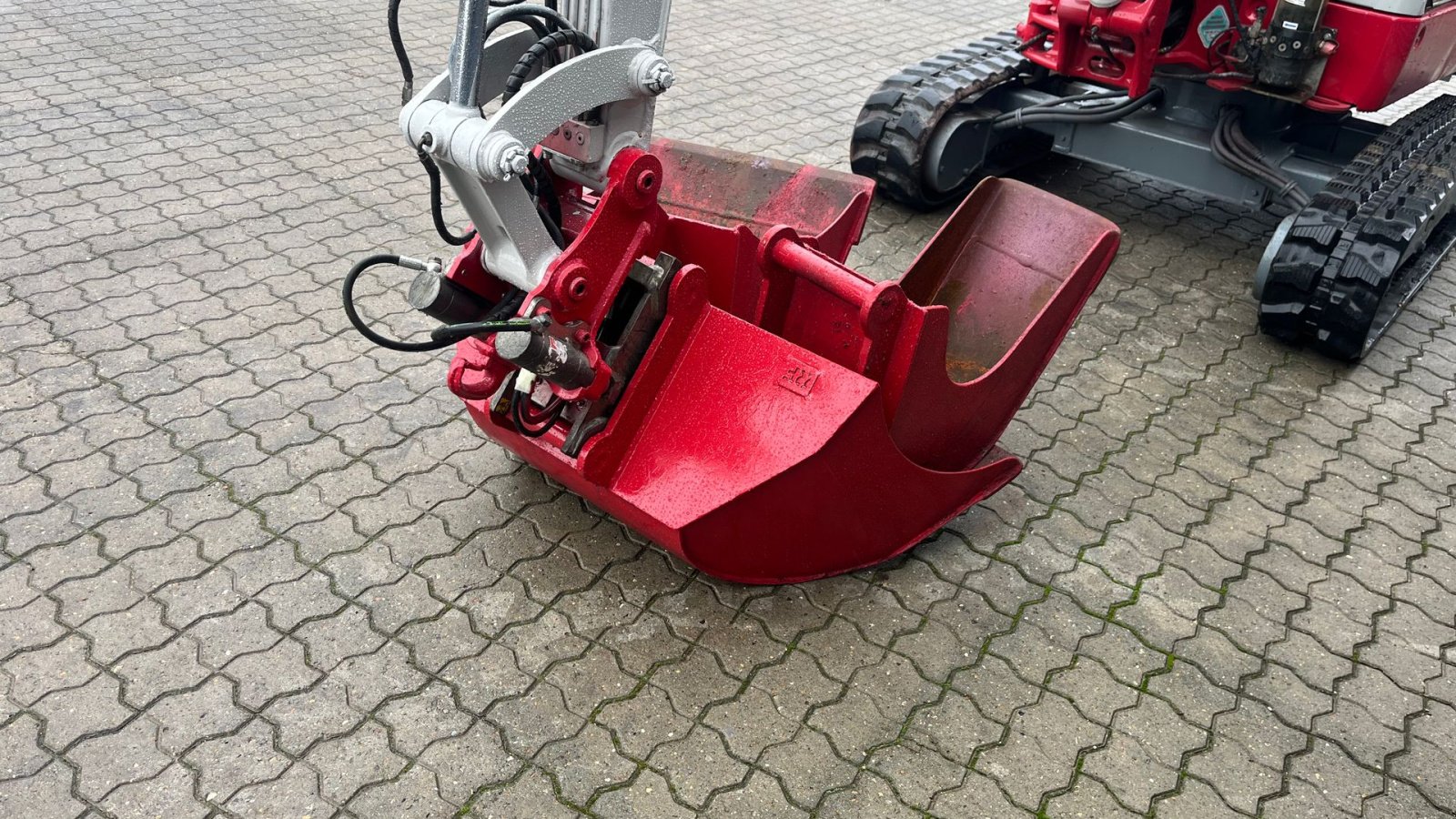 Bagger tipa Takeuchi TB225 Hydraulisk Tiltfæste, centralsmørring +3 skovle, Gebrauchtmaschine u Rønnede (Slika 7)