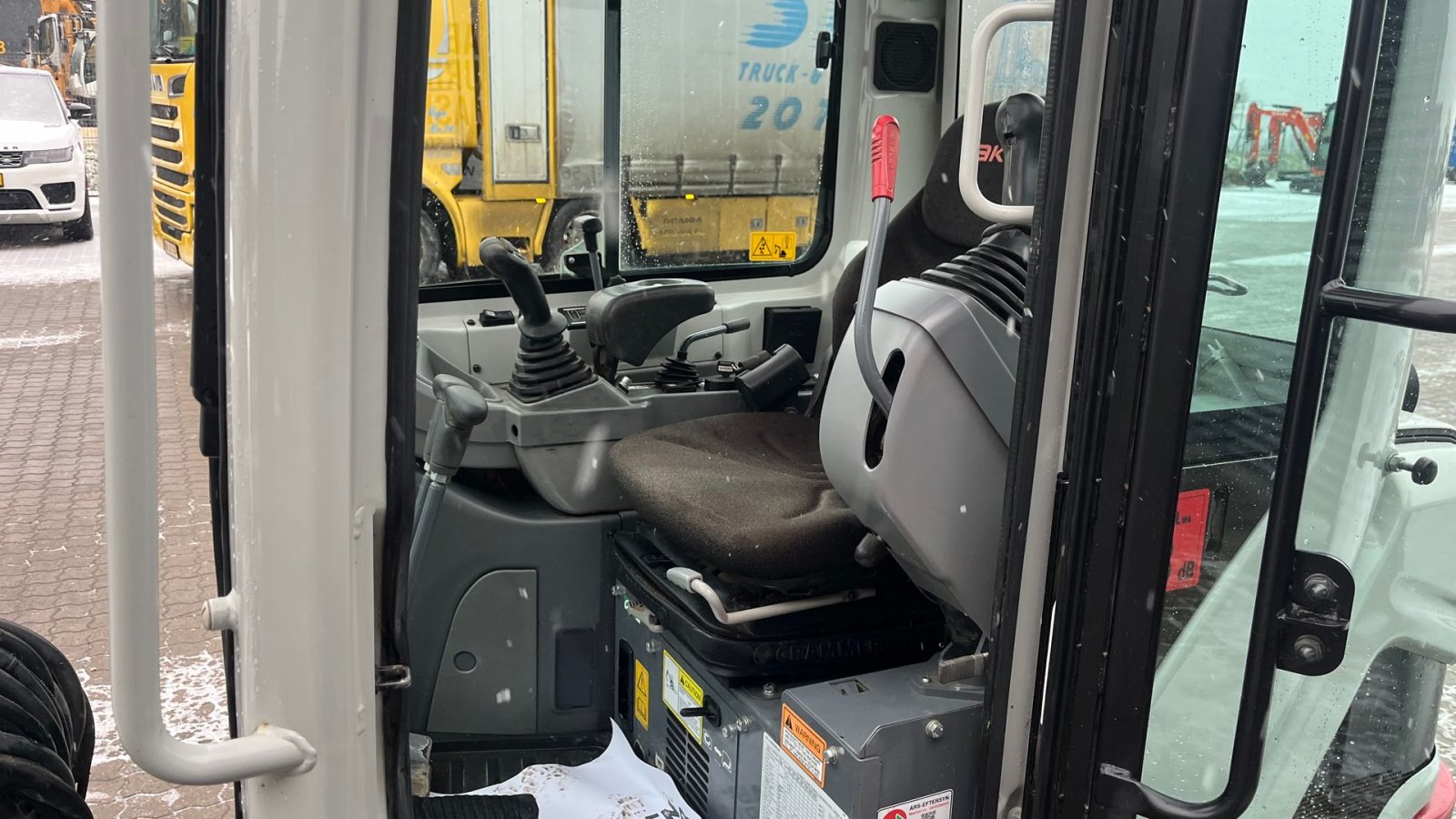 Bagger van het type Takeuchi TB225 Rotortilt og centralsmørring, Gebrauchtmaschine in Rønnede (Foto 11)