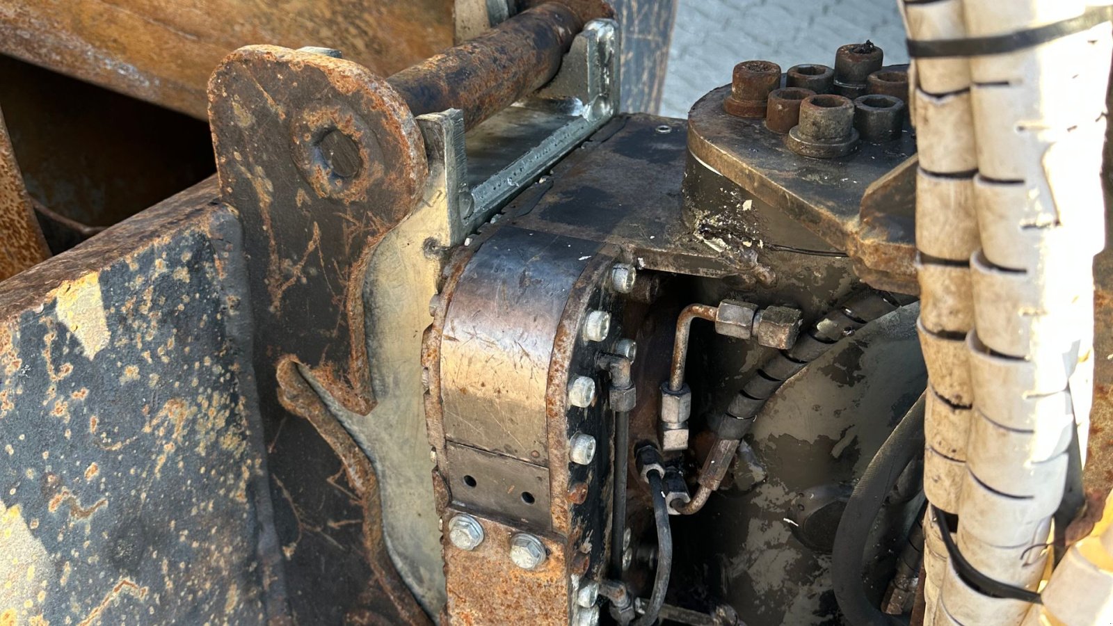 Bagger типа Takeuchi TB225, Gebrauchtmaschine в Rønnede (Фотография 8)