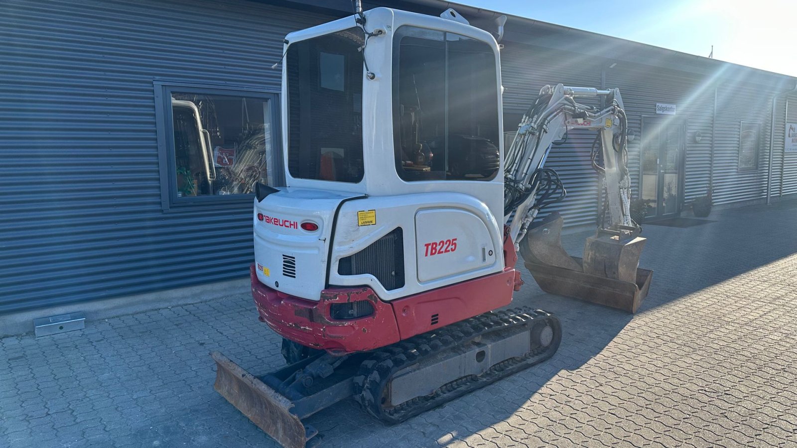 Bagger типа Takeuchi TB225, Gebrauchtmaschine в Rønnede (Фотография 2)