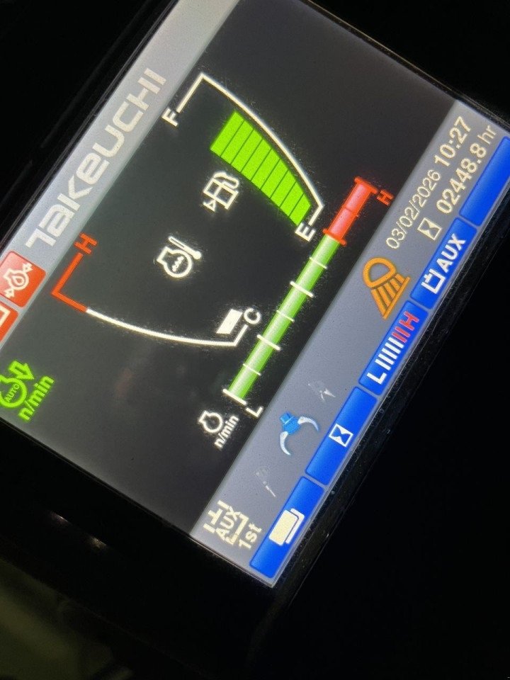 Bagger del tipo Takeuchi TB240, Gebrauchtmaschine In Skive (Immagine 11)