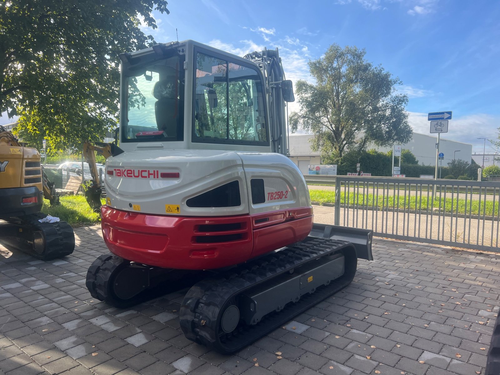 Bagger typu Takeuchi TB250-2 V3 Powertilt /hydrl.HS 03, Neumaschine v Garching  (Obrázek 1)