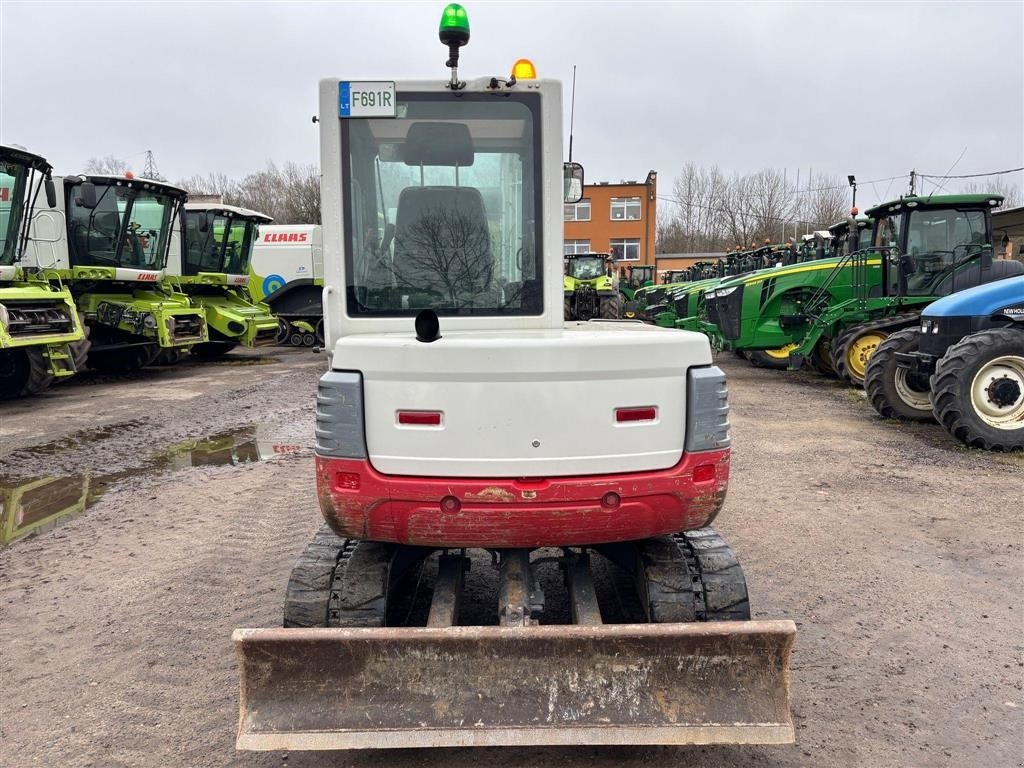 Bagger typu Takeuchi TB250 . To skovle. Gummibånd., Gebrauchtmaschine v Kolding (Obrázek 7)