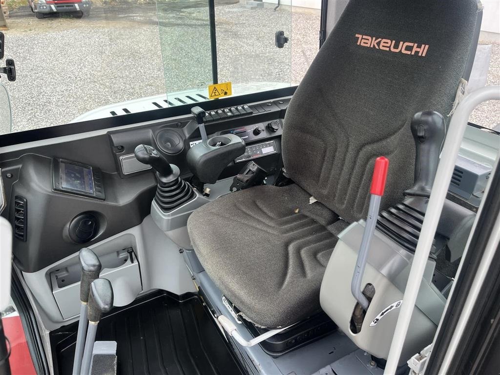 Bagger of the type Takeuchi TB260, Gebrauchtmaschine in Mariager (Picture 16)