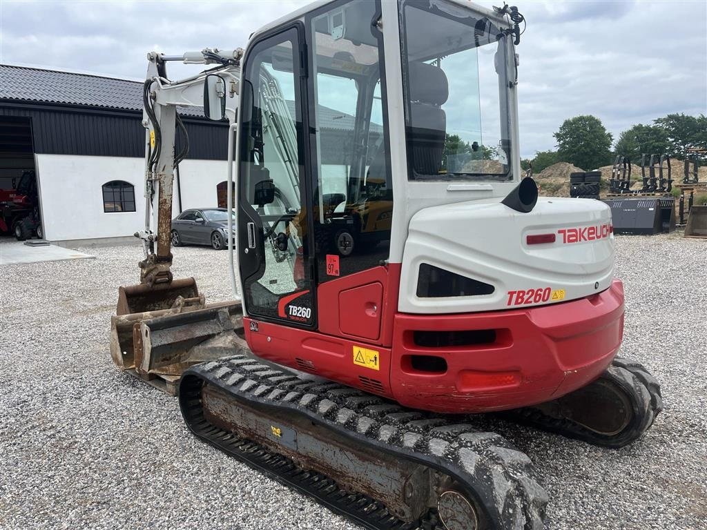 Bagger of the type Takeuchi TB260, Gebrauchtmaschine in Mariager (Picture 11)