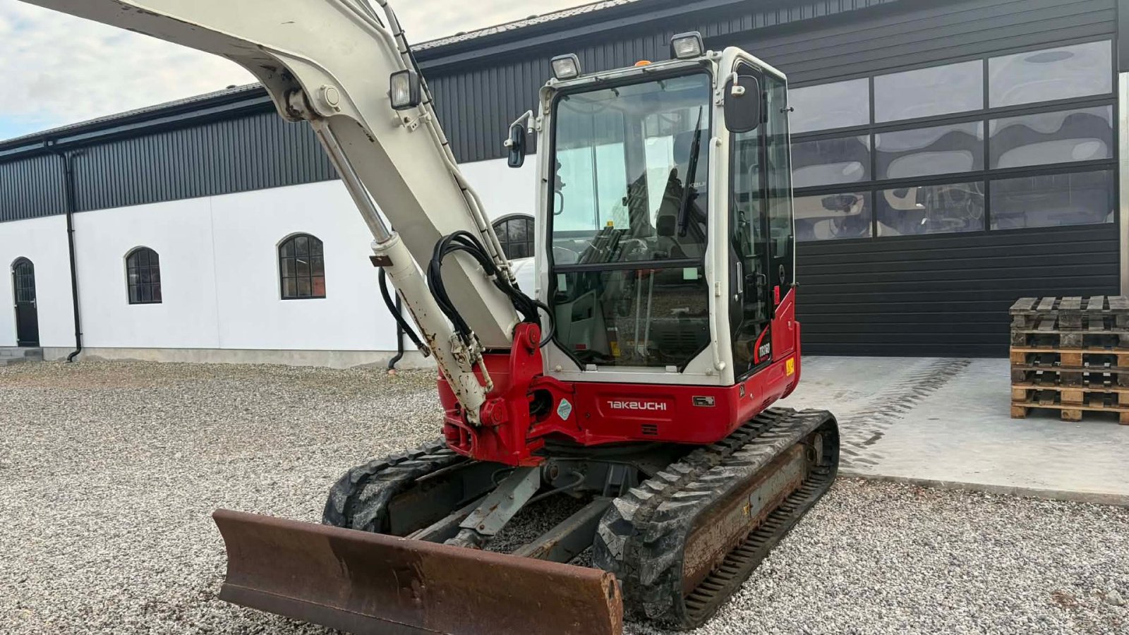 Bagger от тип Takeuchi TB260, Gebrauchtmaschine в Mariager (Снимка 4)