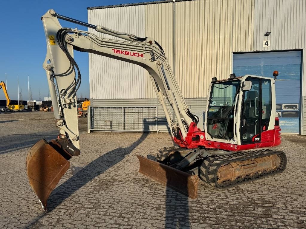 Bagger a típus Takeuchi TB290, Gebrauchtmaschine ekkor: Vojens (Kép 2)