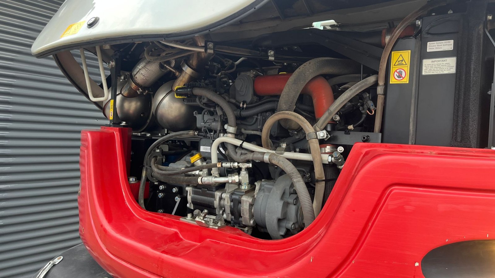 Bagger of the type Takeuchi TB295W Aftageligt Engcon Centralsmørring og skovlpakke., Gebrauchtmaschine in Rønnede (Picture 19)