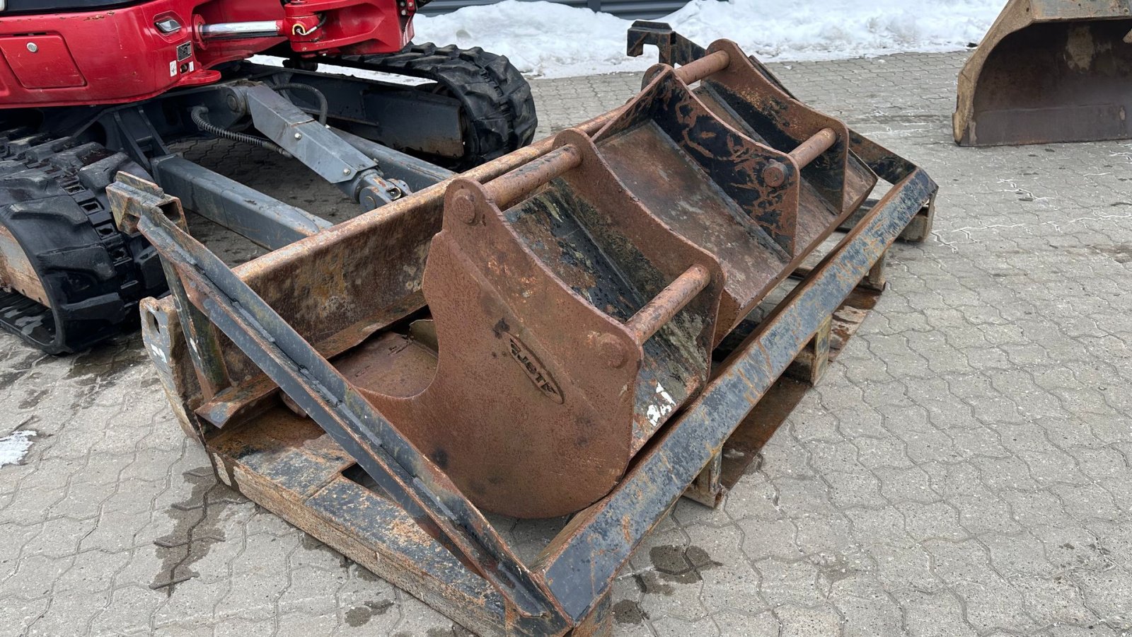 Bagger типа Takeuchi TB370, Gebrauchtmaschine в Rønnede (Фотография 10)