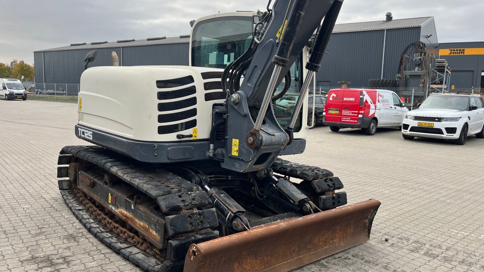 Bagger of the type Terex TC125 Rotortilt kun kørt 2900timer, Gebrauchtmaschine in Rønnede (Picture 8)