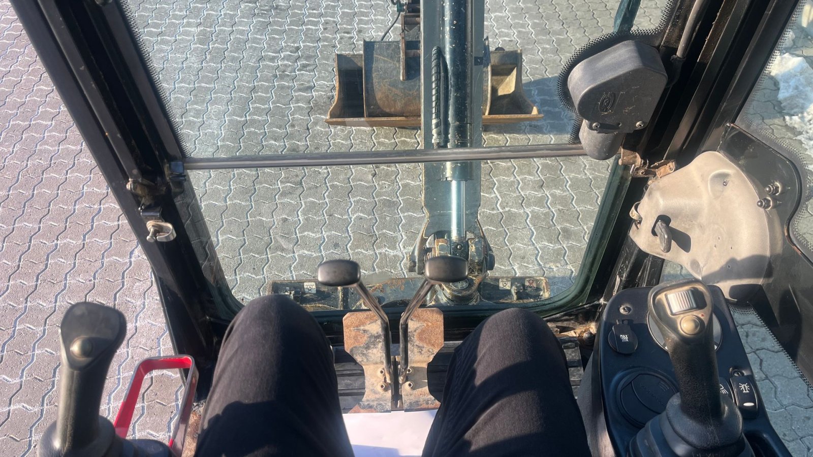 Bagger des Typs Terex tc22 Hydraulisk hurtigskifte Svensker planer skovl og 1 graveskovl., Gebrauchtmaschine in Rønnede (Bild 14)