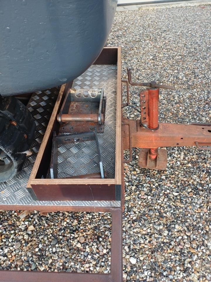 Bagger du type Volvo EC 15, Gebrauchtmaschine en Skjern (Photo 14)