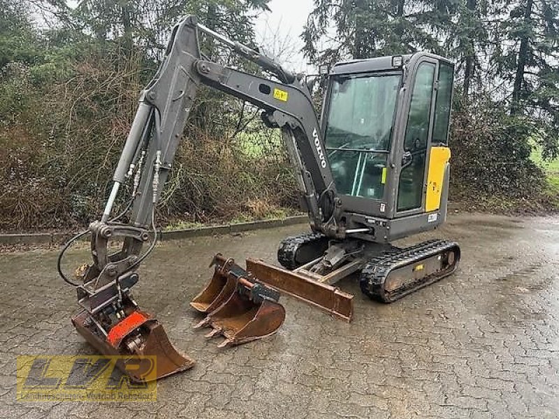 Bagger des Typs Volvo EC 20D, Gebrauchtmaschine in Steinau-Rebsdorf (Bild 1)