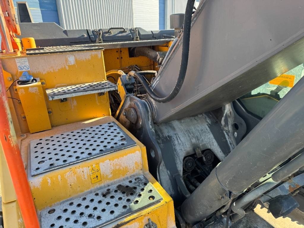 Bagger of the type Volvo EC 250 EL, Gebrauchtmaschine in Vojens (Picture 17)