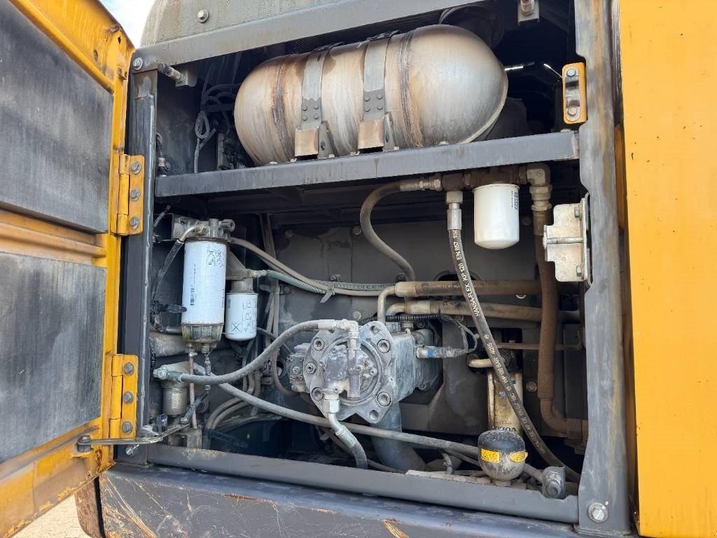 Bagger des Typs Volvo EC 250 EL, Gebrauchtmaschine in Vojens (Bild 14)