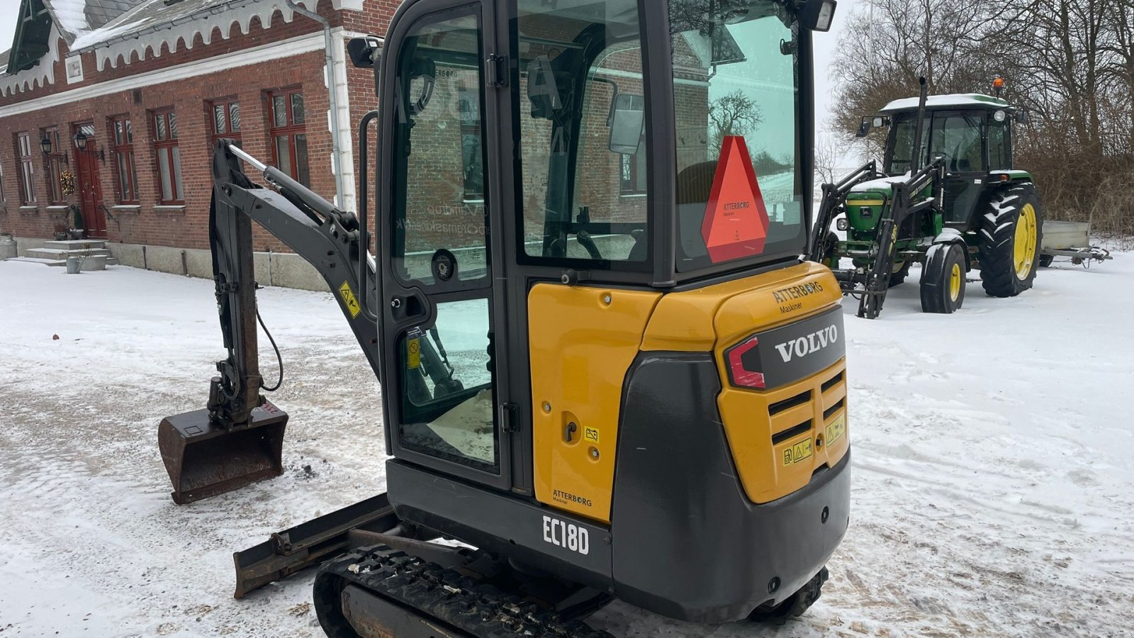 Bagger Türe ait Volvo EC18, Gebrauchtmaschine içinde Nykøbing Mors (resim 3)