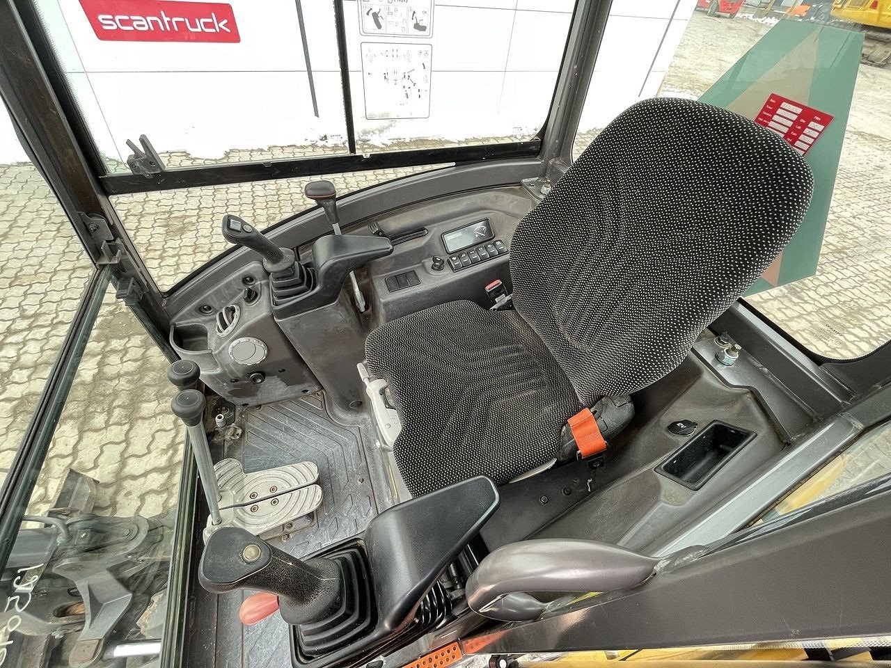 Bagger tip Volvo EC18D, Gebrauchtmaschine in Skive (Poză 3)