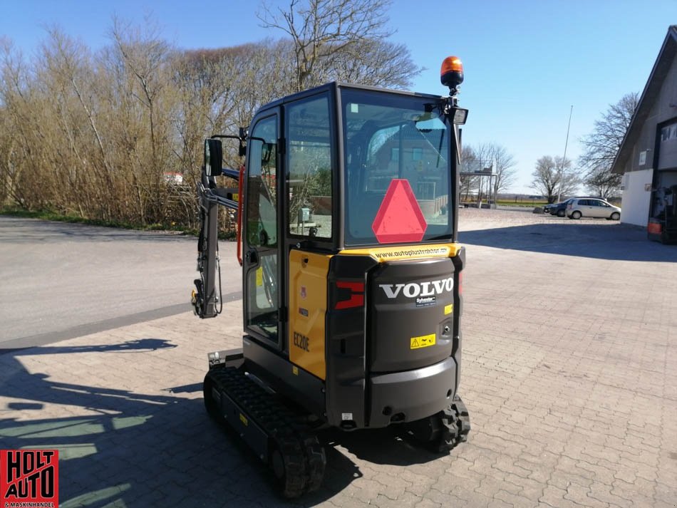 Bagger типа Volvo EC20E med tiltman og S 30-150 ophæng, Gebrauchtmaschine в Vrå (Фотография 4)