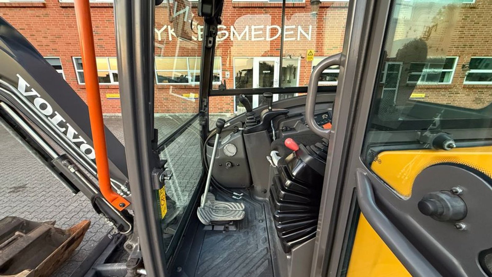 Bagger a típus Volvo EC20E, Gebrauchtmaschine ekkor: Gjerlev J. (Kép 12)