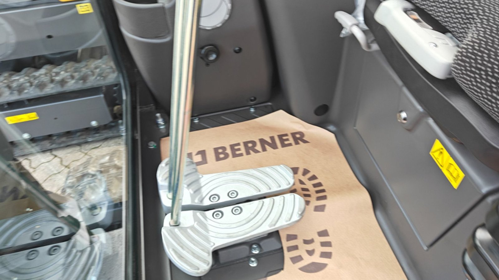 Bagger du type Volvo EC20E, Gebrauchtmaschine en Vrå (Photo 19)