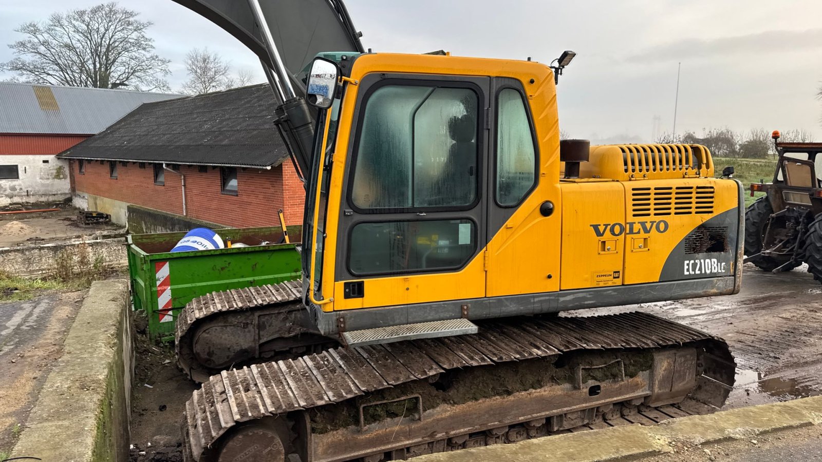 Bagger типа Volvo EC210 BLC KUN 4300 TIMER! MED GRAVESKOVL OG KIPBAR PLANERSKOVL!, Gebrauchtmaschine в Nørager (Фотография 3)