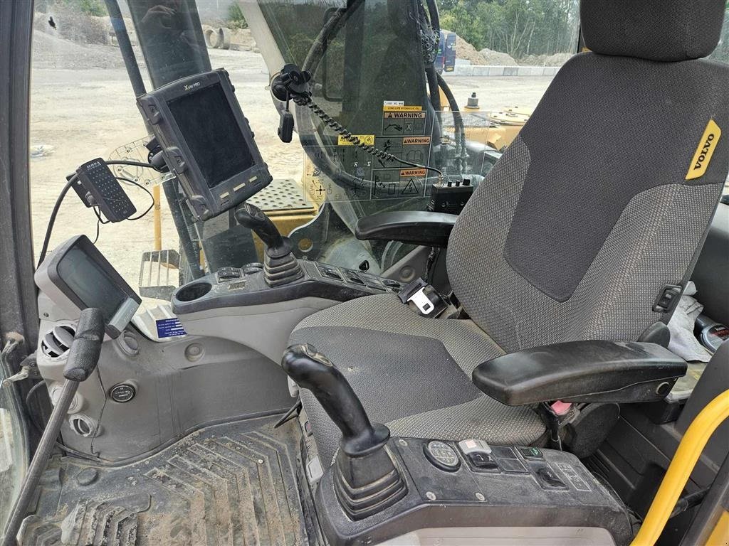 Bagger des Typs Volvo EC210LC, Gebrauchtmaschine in Rønnede (Bild 1)