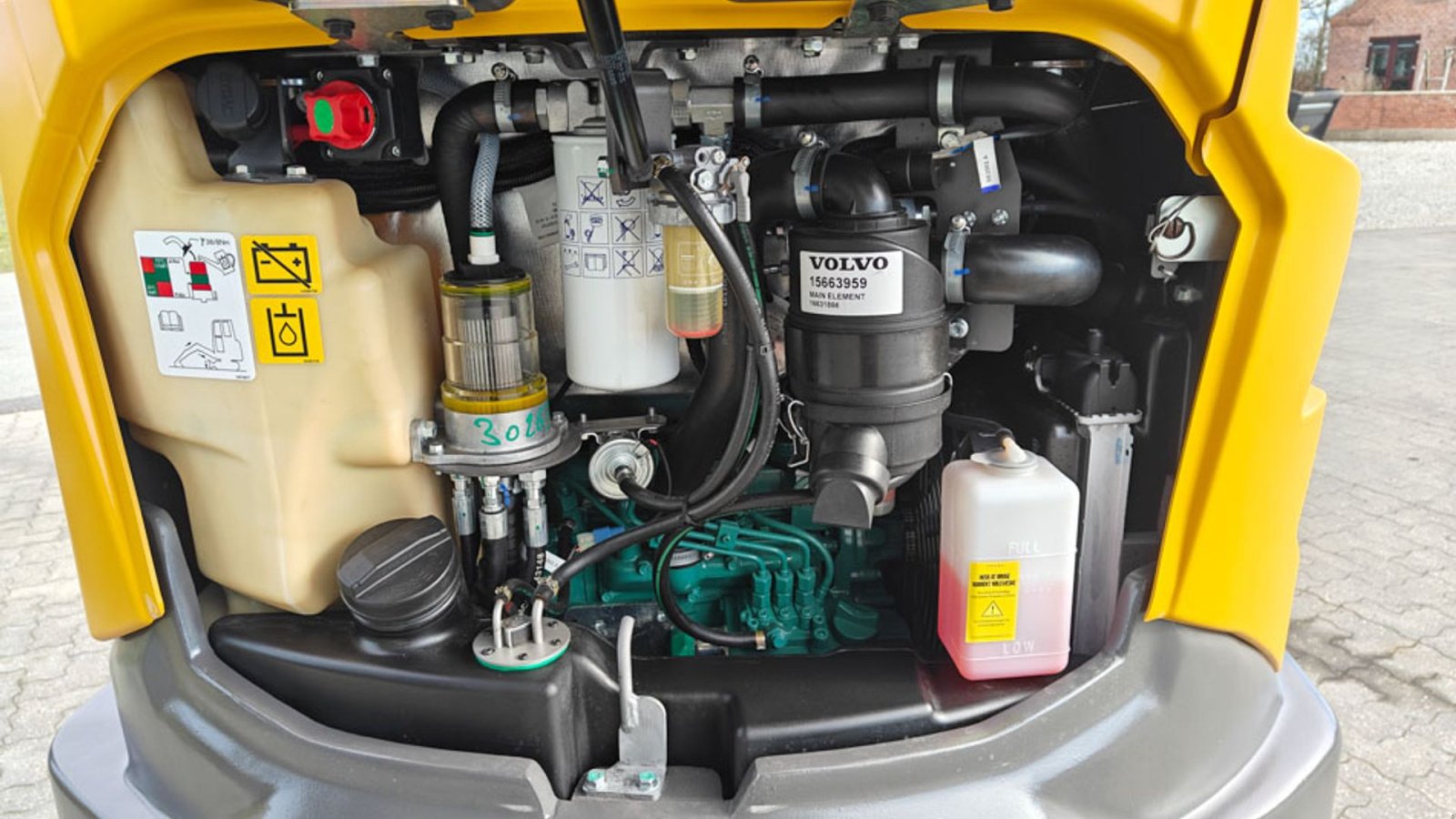 Bagger от тип Volvo EC27D, Gebrauchtmaschine в Vrå (Снимка 11)