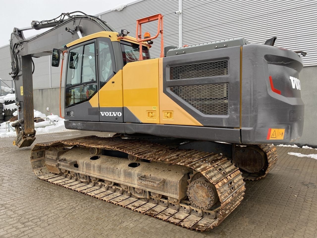 Bagger des Typs Volvo EC300EL, Gebrauchtmaschine in Skive (Bild 2)