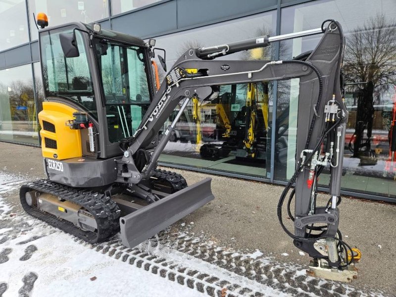 Bagger a típus Volvo ECR 25 D, Gebrauchtmaschine ekkor: Fårevejle