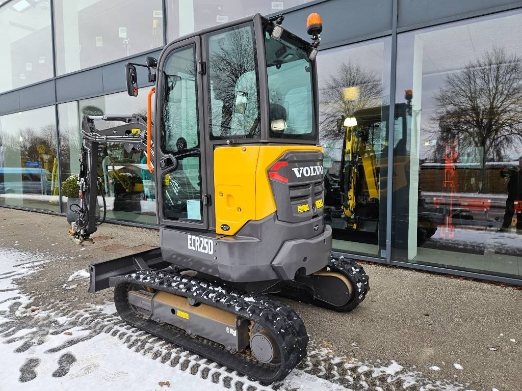 Bagger a típus Volvo ECR 25 D, Gebrauchtmaschine ekkor: Fårevejle (Kép 6)