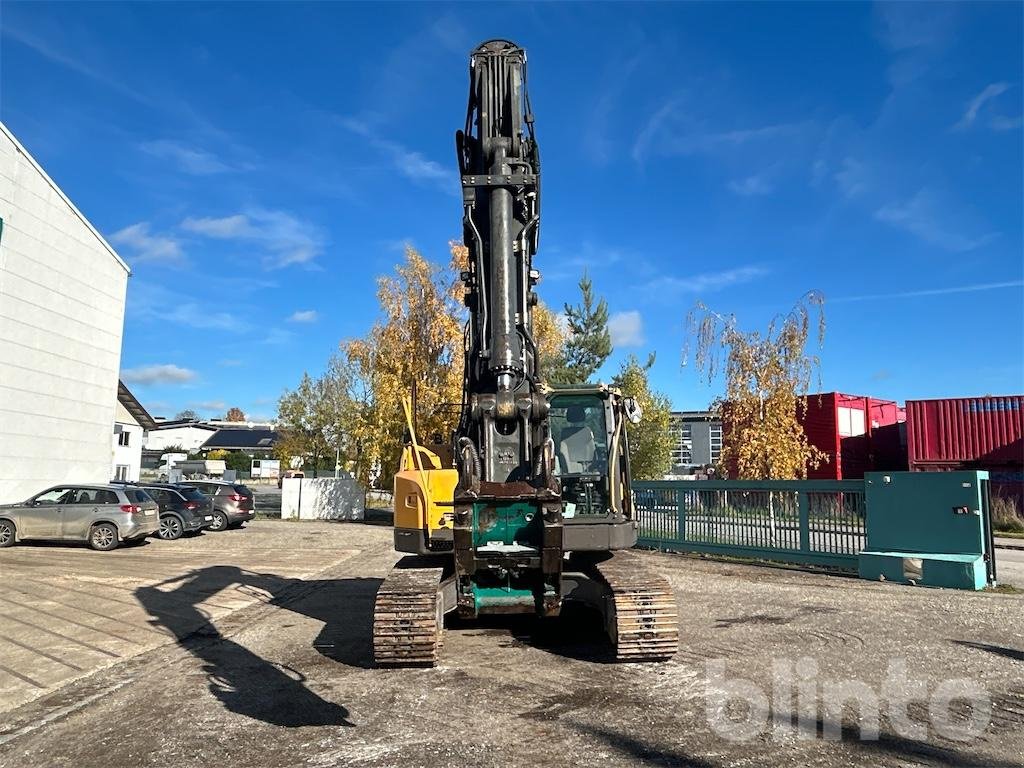 Bagger типа Volvo ECR235CL, Gebrauchtmaschine в Düsseldorf (Фотография 4)