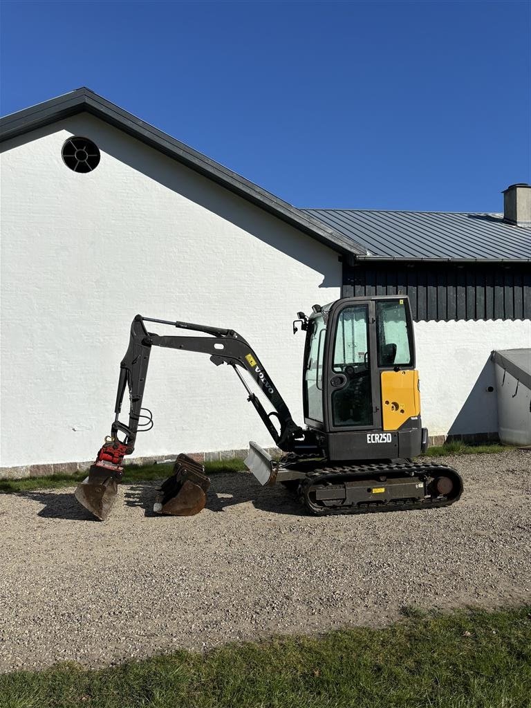 Bagger des Typs Volvo ECR25D Uden bagende kraftfuld maskine, Gebrauchtmaschine in Horsens (Bild 1)