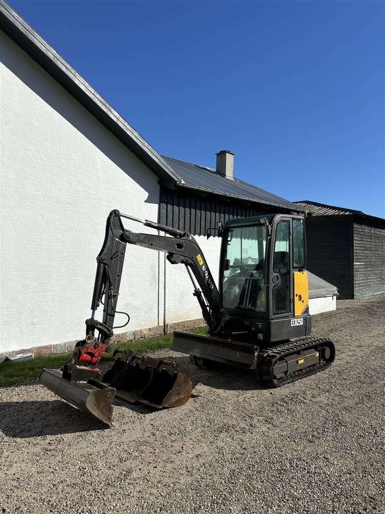 Bagger des Typs Volvo ECR25D Uden bagende kraftfuld maskine, Gebrauchtmaschine in Horsens (Bild 2)