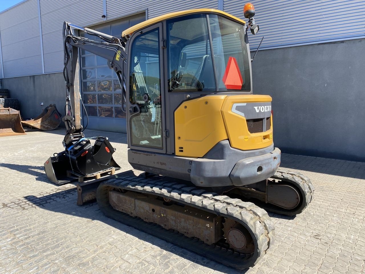 Bagger tipa Volvo ECR50, Gebrauchtmaschine u Skive (Slika 2)