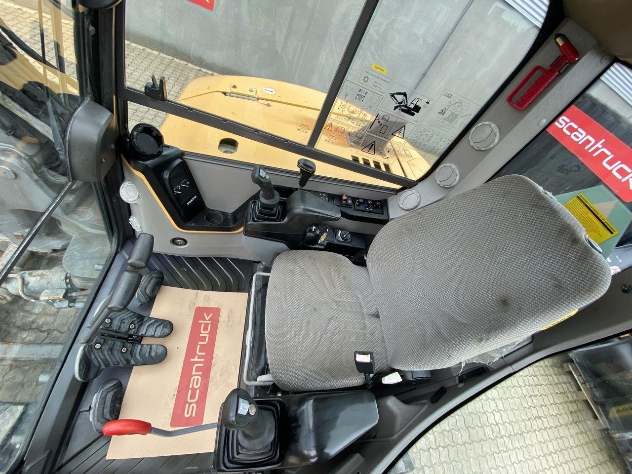 Bagger a típus Volvo ECR88, Gebrauchtmaschine ekkor: Skive (Kép 3)