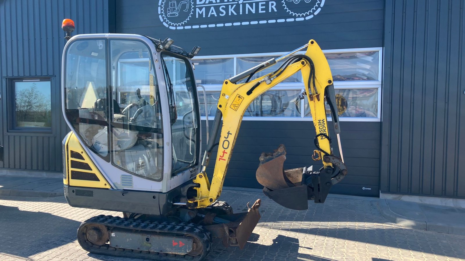 Bagger типа Wacker Neuson 1404 Wacker Neuson 1404 Kører godt, Gebrauchtmaschine в Horsens (Фотография 2)