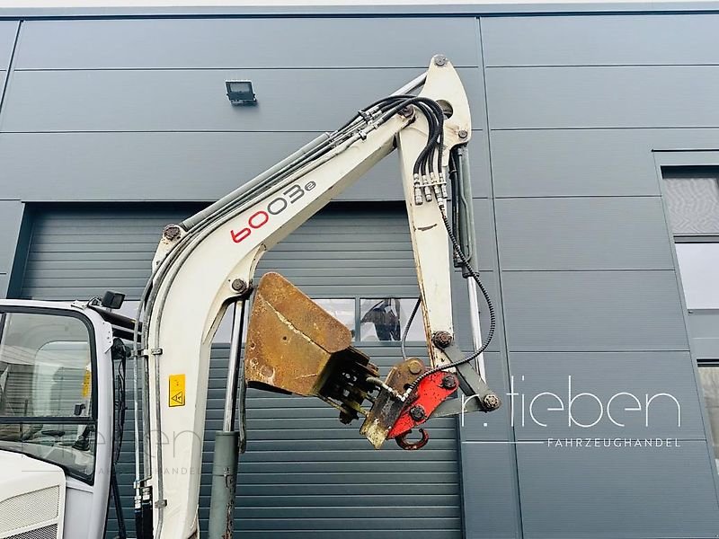 Bagger des Typs Wacker Neuson 6003 Minibagger / Medi, Gebrauchtmaschine in Haren (Bild 5)