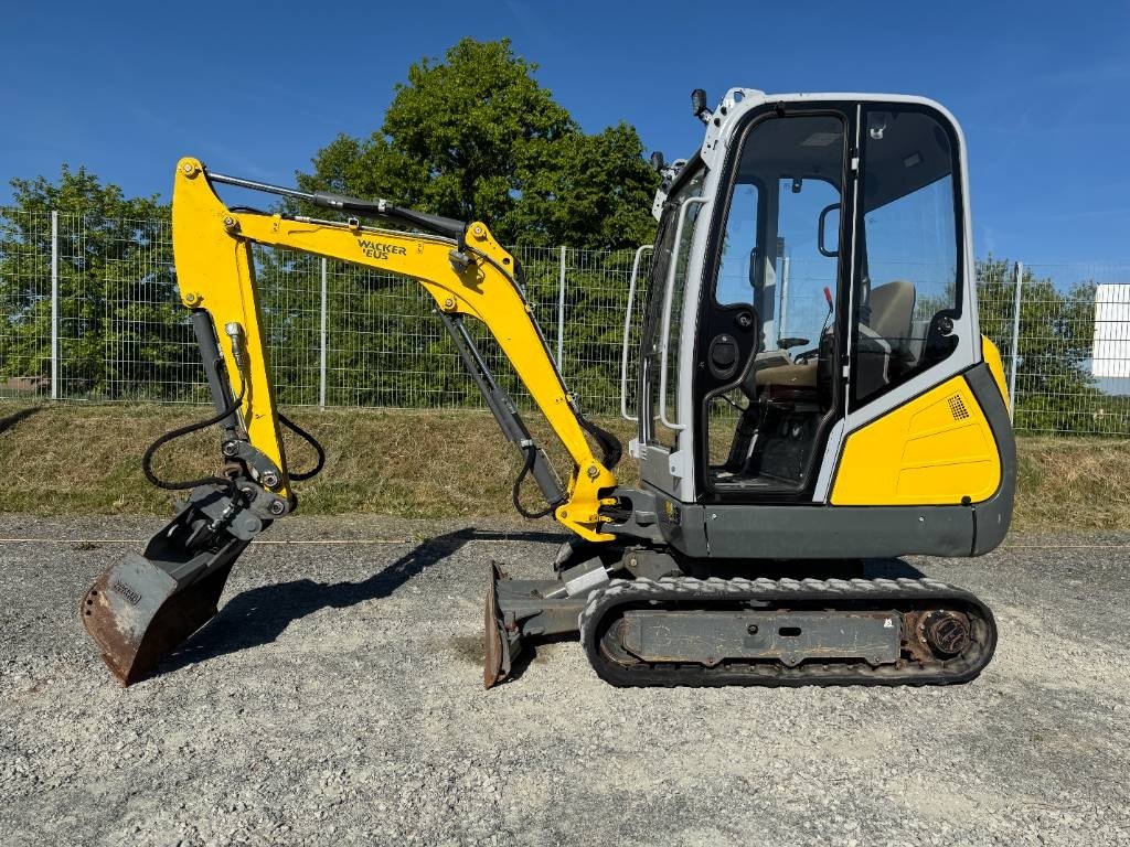 Bagger от тип Wacker Neuson ET18, Gebrauchtmaschine в Neudrossenfeld (Снимка 1)