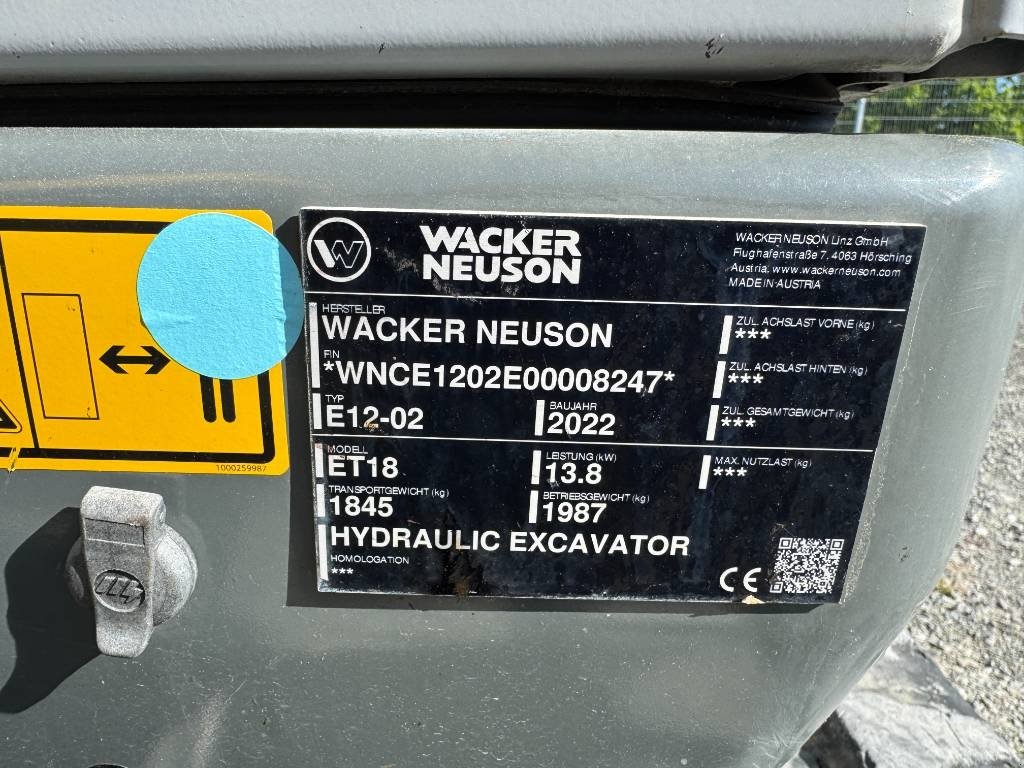 Bagger от тип Wacker Neuson ET18, Gebrauchtmaschine в Neudrossenfeld (Снимка 20)