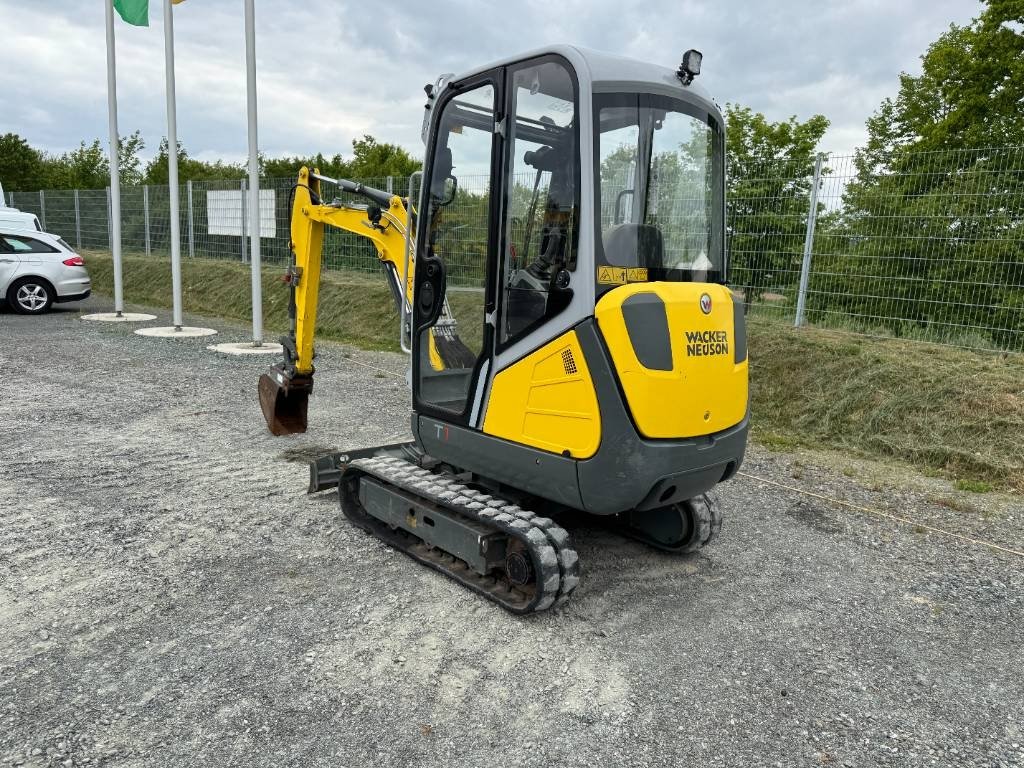 Bagger du type Wacker Neuson ET18, Gebrauchtmaschine en Neudrossenfeld (Photo 9)