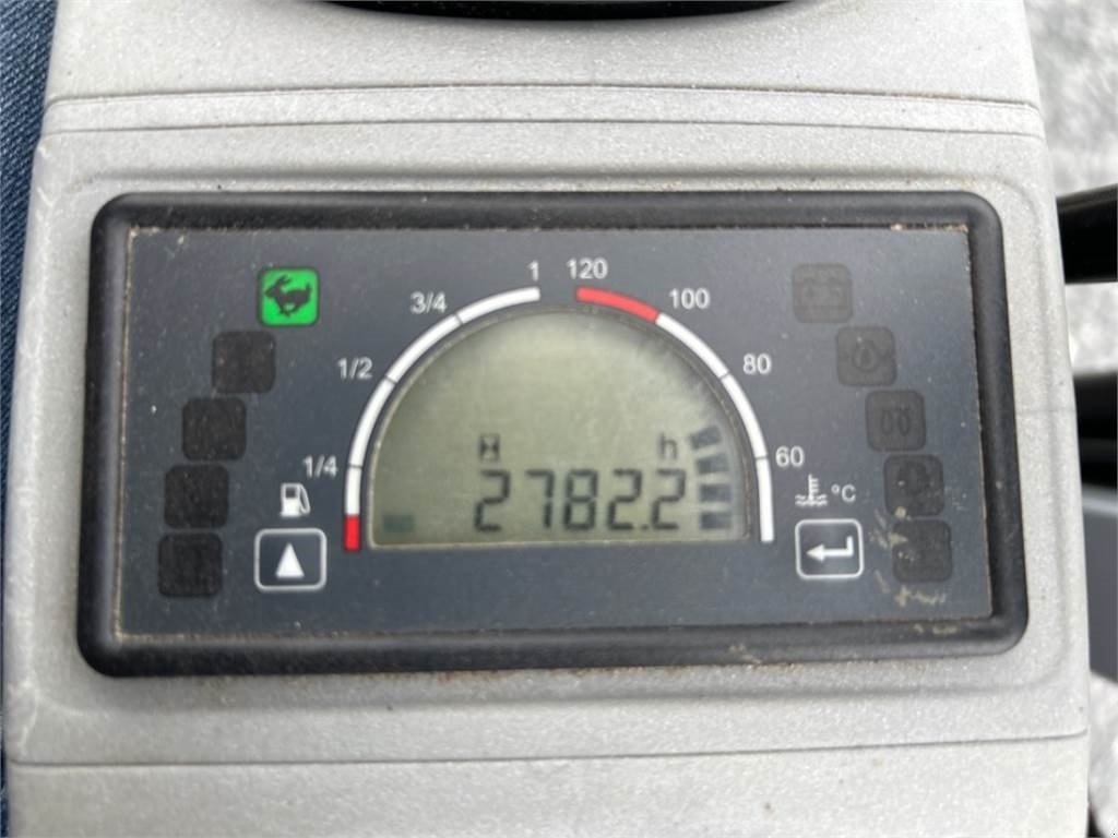 Bagger a típus Wacker Neuson ET24, Gebrauchtmaschine ekkor: Vojens (Kép 14)