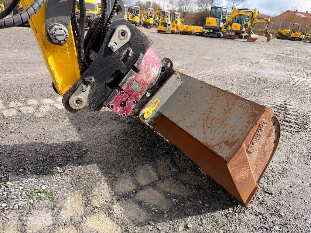 Bagger du type Wacker Neuson ET65, Gebrauchtmaschine en Neudrossenfeld (Photo 12)