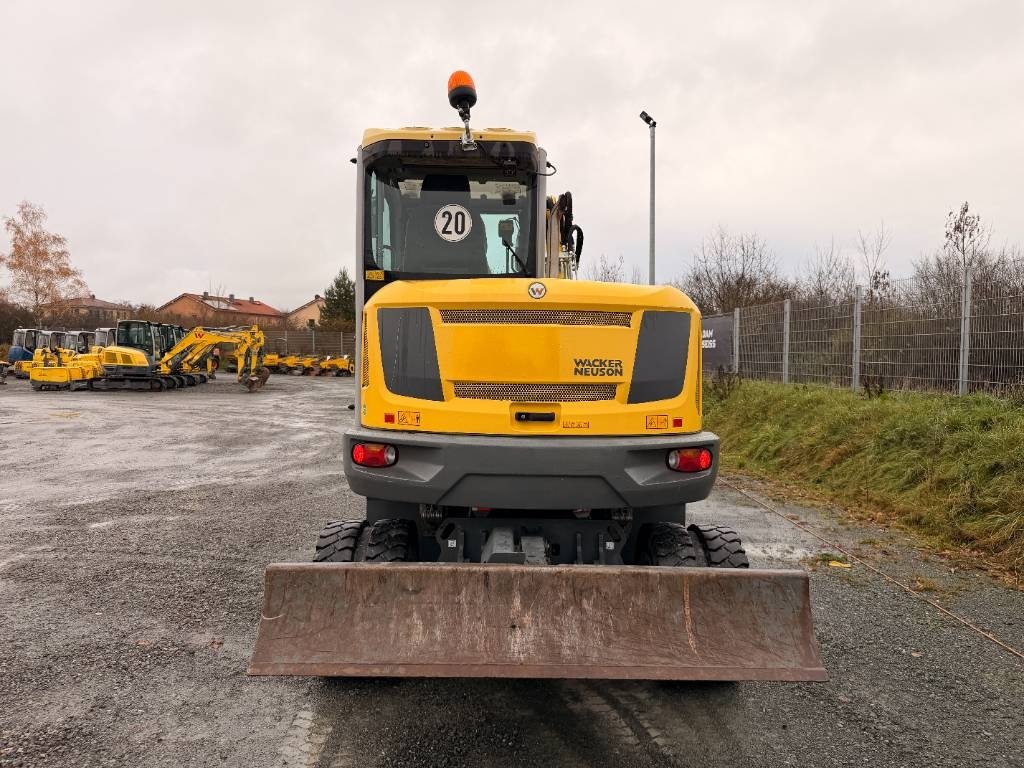 Bagger tip Wacker Neuson EW65, Gebrauchtmaschine in Neudrossenfeld (Poză 8)