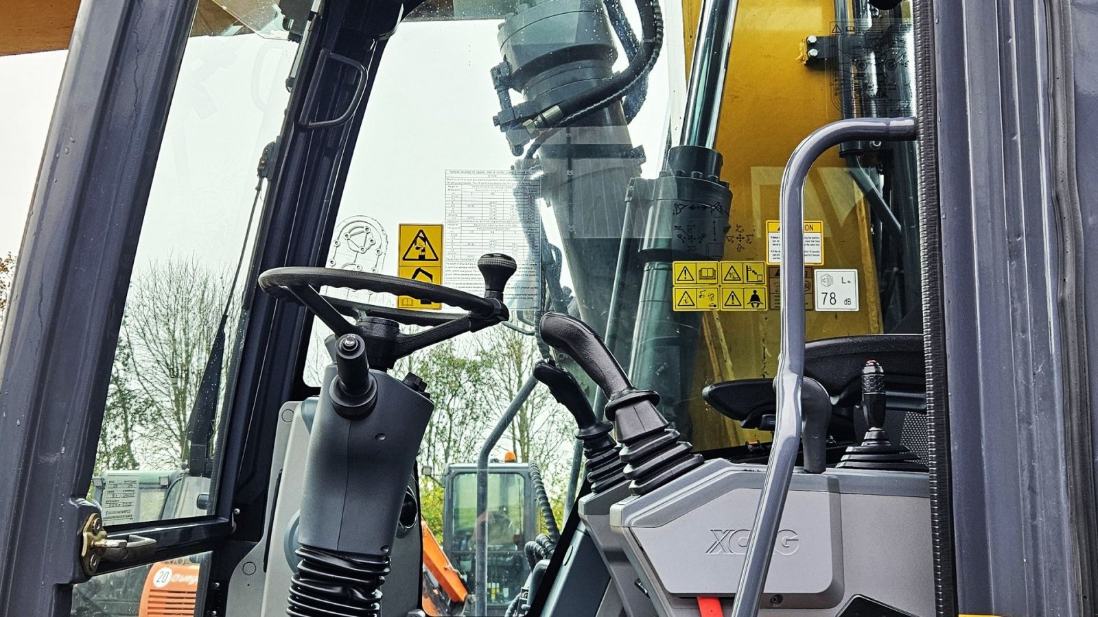 Bagger van het type XCMG XE160W hjulgraver / tiltrotator / meget udstyr / 3500 timer, Gebrauchtmaschine in Arden (Foto 16)