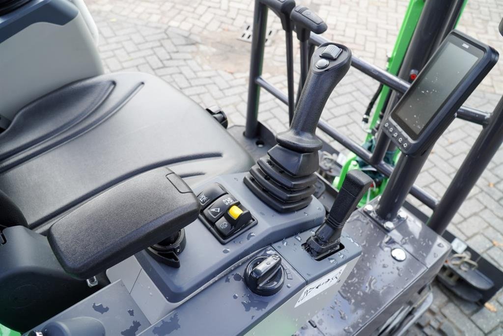 Bagger of the type XCMG Xe19e 100% elektrisk, Gebrauchtmaschine in Rødekro (Picture 8)