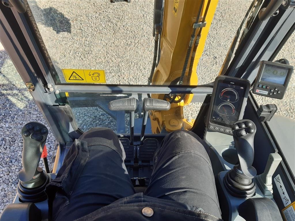 Bagger of the type XCMG xe27e  med rototilt, Gebrauchtmaschine in Rødekro (Picture 11)